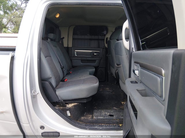 Продажа на аукционе авто 2017 Ram 1500 Big Horn  4x4 5'7 Box, vin: 3C6RR7LT4HG522818, номер лота: 44954021