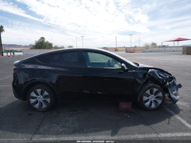 44954068 :رقم المزاد ، 7SAYGDED9PF932763 vin ، 2023 Tesla Model Y Rwd مزاد بيع
