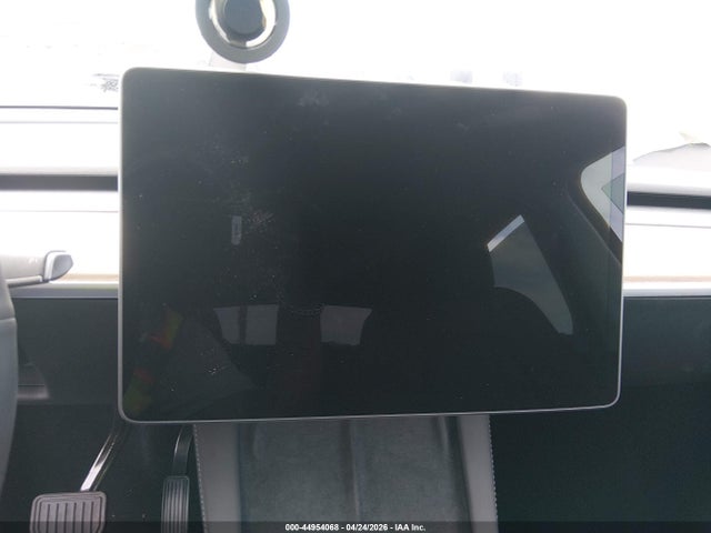 44954068 :رقم المزاد ، 7SAYGDED9PF932763 vin ، 2023 Tesla Model Y Rwd مزاد بيع