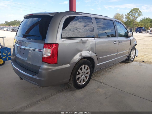 2016 Chrysler Town & Country Touring მანქანა იყიდება აუქციონზე, vin: 2C4RC1BG5GR231412, აუქციონის ნომერი: 44954073