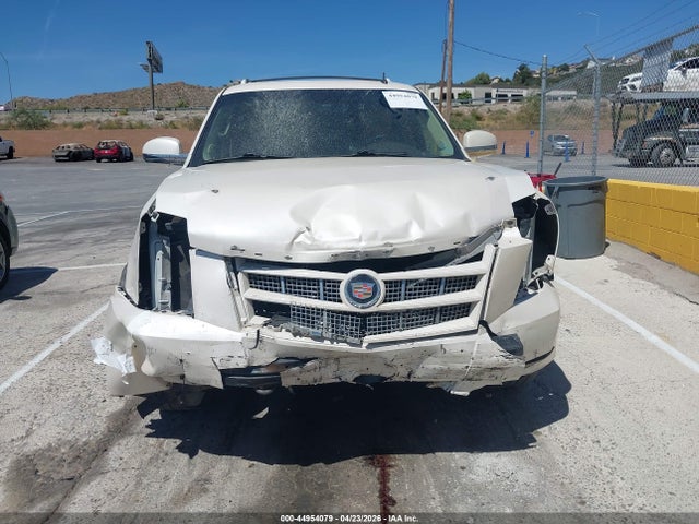 2013 Cadillac Escalade Premium მანქანა იყიდება აუქციონზე, vin: 1GYS4CEF1DR210517, აუქციონის ნომერი: 44954079