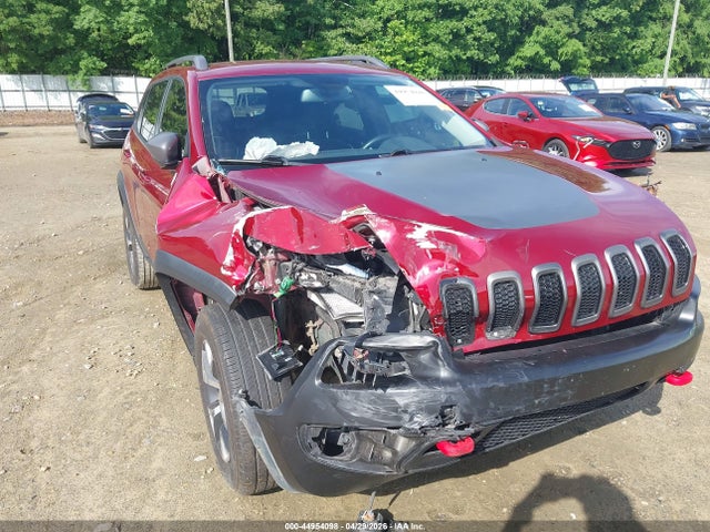 44954098 :رقم المزاد ، 1C4PJMBB2HW527841 vin ، 2017 Jeep Cherokee Trailhawk 4x4 مزاد بيع