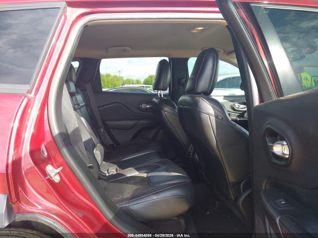 44954098 :رقم المزاد ، 1C4PJMBB2HW527841 vin ، 2017 Jeep Cherokee Trailhawk 4x4 مزاد بيع