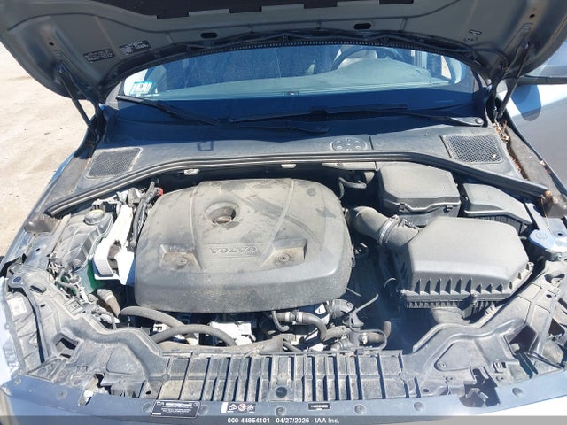 Продаж на аукціоні авто 2017 Volvo V60 T5 Premier, vin: YV140MEK9H1336569, номер лоту: 44954101