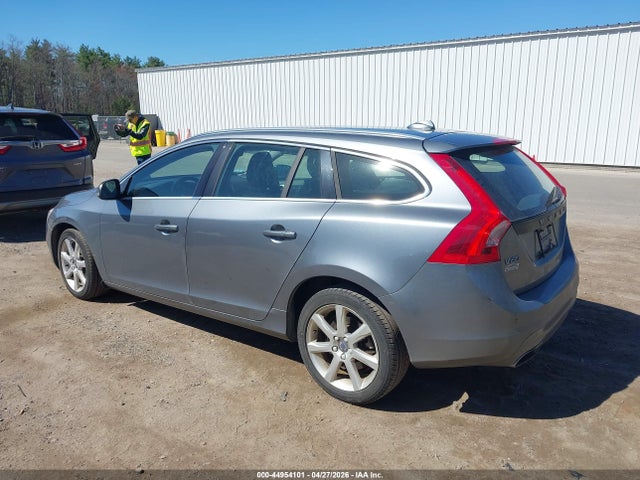 Продаж на аукціоні авто 2017 Volvo V60 T5 Premier, vin: YV140MEK9H1336569, номер лоту: 44954101