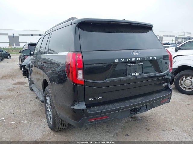 Ford Expedition Active 2025 1FMJU1H8XSEA17138 Image 3