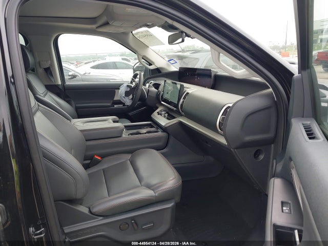 2025 Ford Expedition Active მანქანა იყიდება აუქციონზე, vin: 1FMJU1H8XSEA17138, აუქციონის ნომერი: 44954124