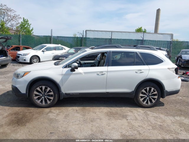 44954131 :رقم المزاد ، 4S4BSANC3F3335395 vin ، 2015 Subaru Outback 2.5i Limited مزاد بيع