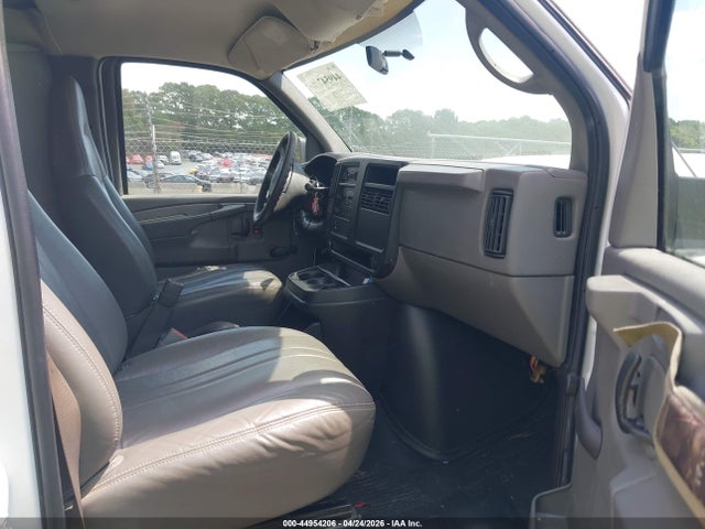 44954206 :رقم المزاد ، 1GCGG25V171122686 vin ، 2007 Chevrolet Express Work Van مزاد بيع