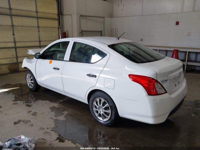 Nissan Versa 1.6 S 2015 3N1CN7AP8FL911629 Image 3