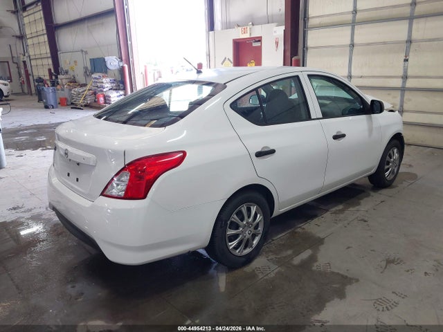 Nissan Versa 1.6 S 2015 3N1CN7AP8FL911629 Image 4