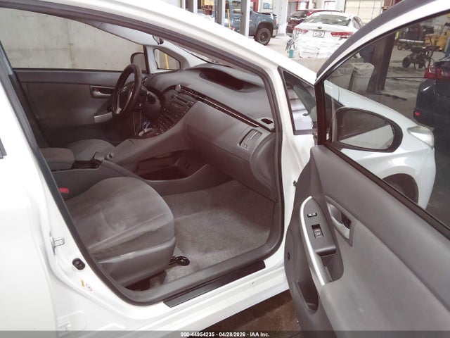44954235 :رقم المزاد ، JTDKN3DU3A0068240 vin ، 2010 Toyota Prius Iii مزاد بيع