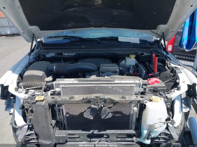 44954242 :رقم المزاد ، 1C6SRFJT9MN518831 vin ، 2021 Ram 1500 Laramie  4x4 5'7 Box مزاد بيع