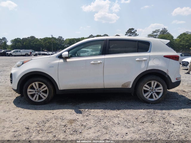 44954258 :رقم المزاد ، KNDPMCAC6H7085961 vin ، 2017 Kia Sportage Lx مزاد بيع