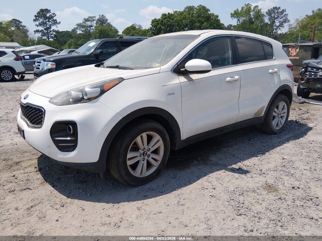 44954258 :رقم المزاد ، KNDPMCAC6H7085961 vin ، 2017 Kia Sportage Lx مزاد بيع