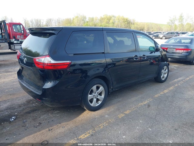 Aukcja sprzedaży 2017 Toyota Sienna L 7 Passenger, vin: 5TDZZ3DC5HS887560, numer aukcji: 44954266