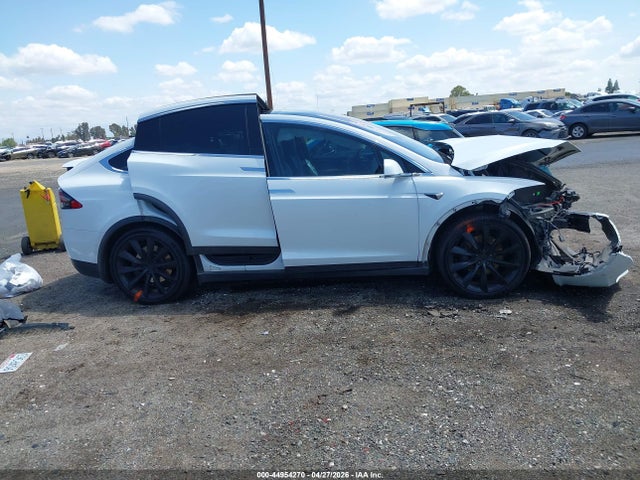 Aukcja sprzedaży 2018 Tesla Model X 100d/75d/p100d, vin: 5YJXCAE26JF126906, numer aukcji: 44954270