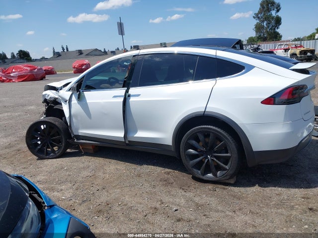 Aukcja sprzedaży 2018 Tesla Model X 100d/75d/p100d, vin: 5YJXCAE26JF126906, numer aukcji: 44954270