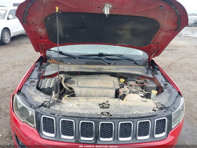 2019 Jeep Compass Sun And Wheel Fwd მანქანა იყიდება აუქციონზე, vin: 3C4NJCBB4KT692899, აუქციონის ნომერი: 44954313