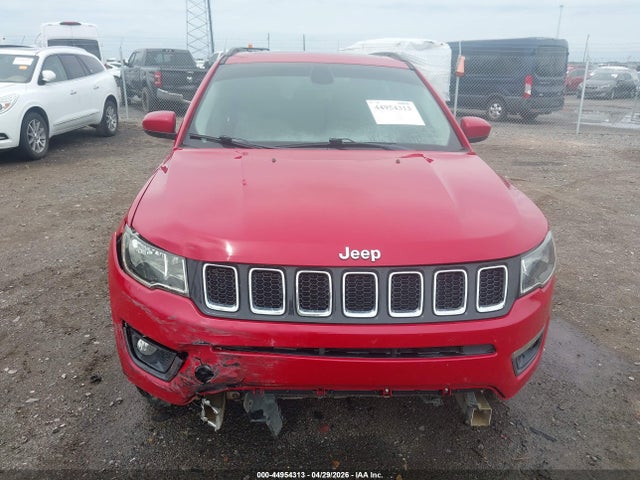 2019 Jeep Compass Sun And Wheel Fwd მანქანა იყიდება აუქციონზე, vin: 3C4NJCBB4KT692899, აუქციონის ნომერი: 44954313