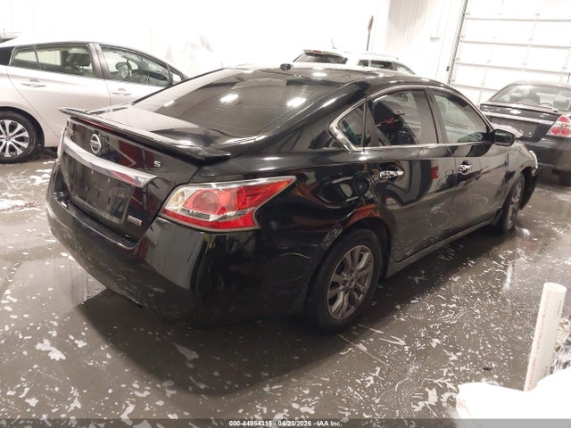 Nissan Altima 2.5 S 2015 1N4AL3AP1FC470284 Image 4