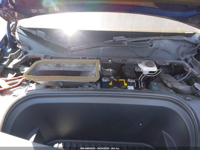 2020 Tesla Model Y Long Range Dual Motor All-wheel Drive მანქანა იყიდება აუქციონზე, vin: 5YJYGDEE5LF053079, აუქციონის ნომერი: 44954324