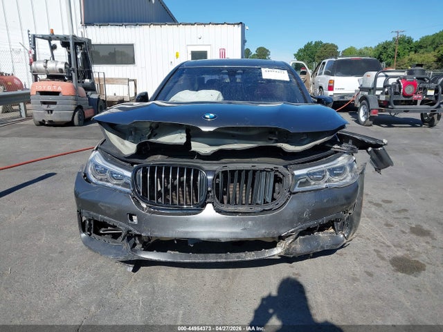 44954373 :رقم المزاد ، WBA7H6C50JG614733 vin ، 2018 Bmw M760i Xdrive مزاد بيع