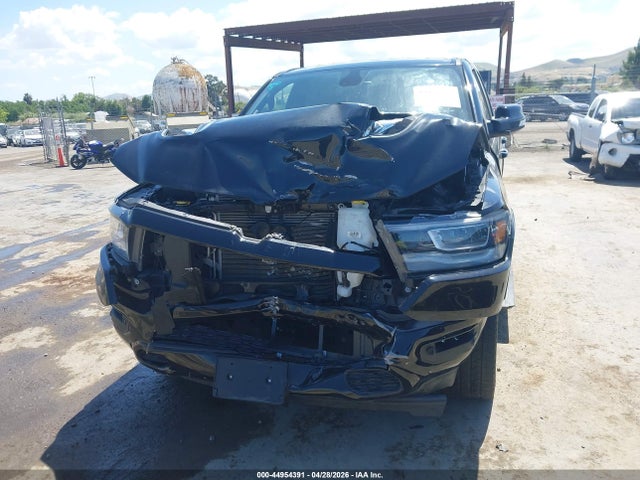1C6RREJT7KN728544 RAM 1500 Laramie 4x2 5&#039;7 Box