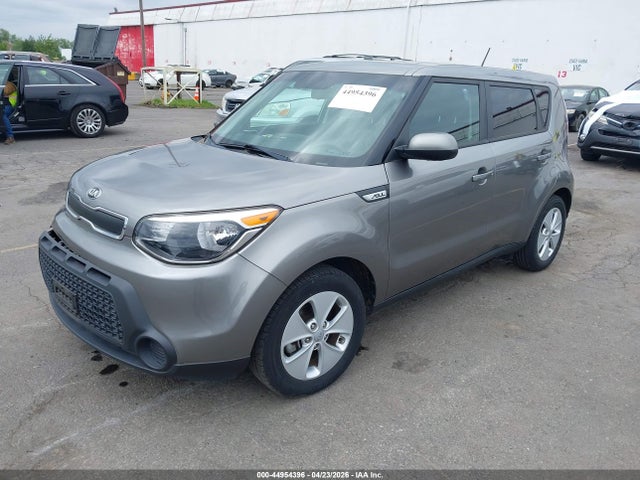 KIA Soul 2016 KNDJN2A2XG7387322 Image 2