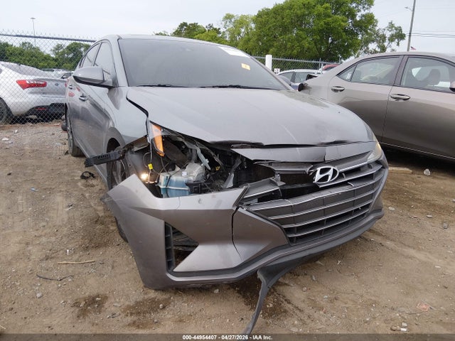 2020 Hyundai Elantra Value Edition მანქანა იყიდება აუქციონზე, vin: 5NPD84LF8LH540107, აუქციონის ნომერი: 44954407