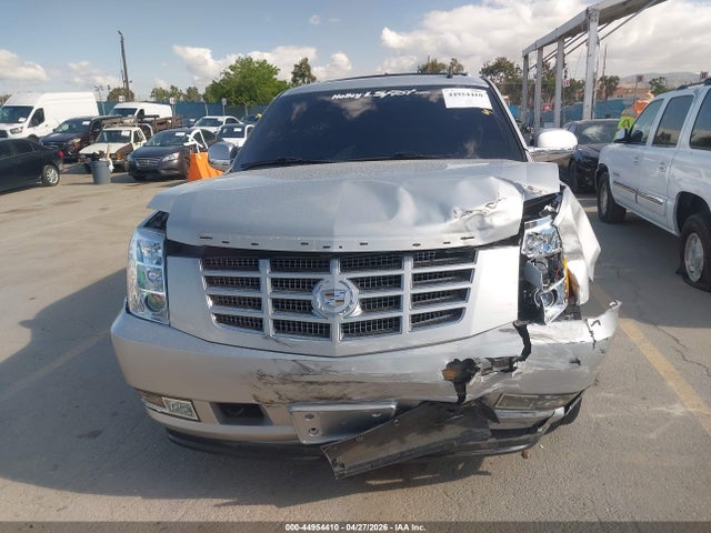 Продаж на аукціоні авто 2011 Cadillac Escalade Luxury, vin: 1GYS4BEF0BR234735, номер лоту: 44954410