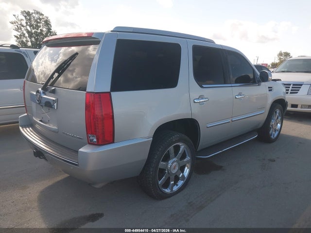 Продаж на аукціоні авто 2011 Cadillac Escalade Luxury, vin: 1GYS4BEF0BR234735, номер лоту: 44954410