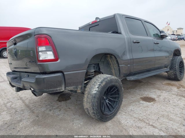 1C6SRFFTXNN220671 RAM 1500 Big Horn 4x4 5&#039;7 Box