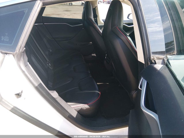 2013 Tesla Model S Performance მანქანა იყიდება აუქციონზე, vin: 5YJSA1DP0DFP14124, აუქციონის ნომერი: 44954448