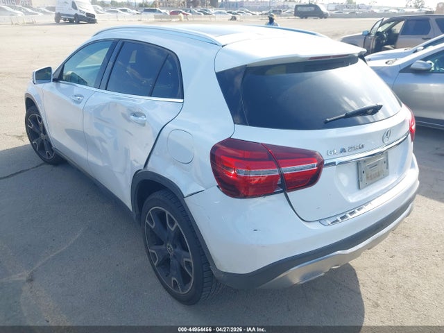 WDCTG4EBXKJ550338 Mercedes-Benz GLA 250
