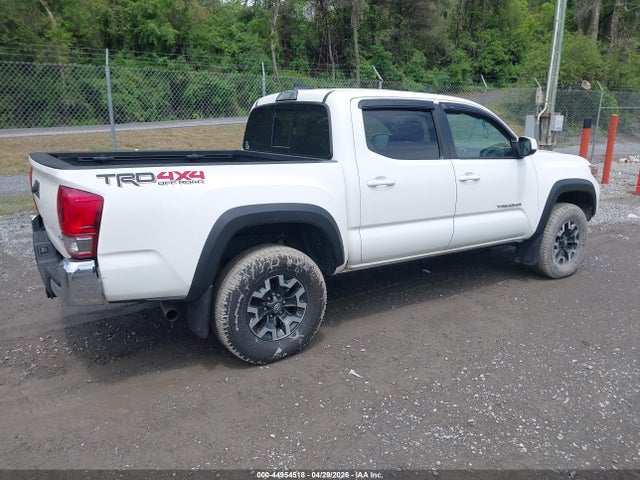 Продаж на аукціоні авто 2017 Toyota Tacoma Trd Off Road, vin: 5TFCZ5AN4HX096681, номер лоту: 44954518