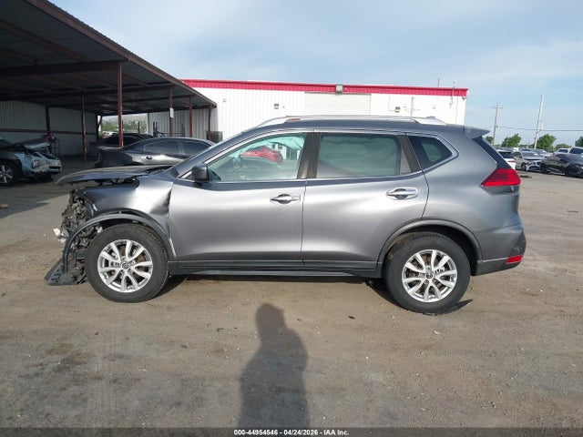 KNMAT2MV3HP508169 Nissan ROGUE SV