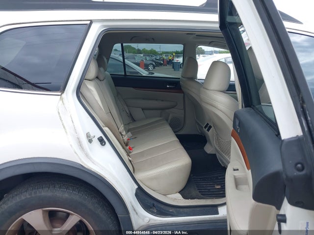 2014 Subaru Outback 2.5i Limited მანქანა იყიდება აუქციონზე, vin: 4S4BRBLC3E3261656, აუქციონის ნომერი: 44954548