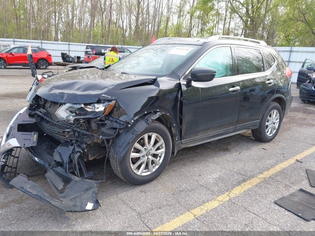 2017 Nissan Rogue S/sl/sv მანქანა იყიდება აუქციონზე, vin: 5N1AT2MV4HC735678, აუქციონის ნომერი: 44954590