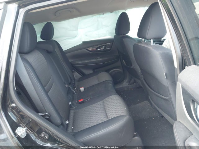 2017 Nissan Rogue S/sl/sv მანქანა იყიდება აუქციონზე, vin: 5N1AT2MV4HC735678, აუქციონის ნომერი: 44954590