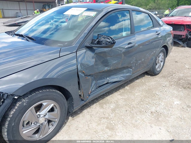 Auction sale of the 2025 Hyundai Elantra Se, vin: KMHLL4DG0SU899114, lot number: 44954600
