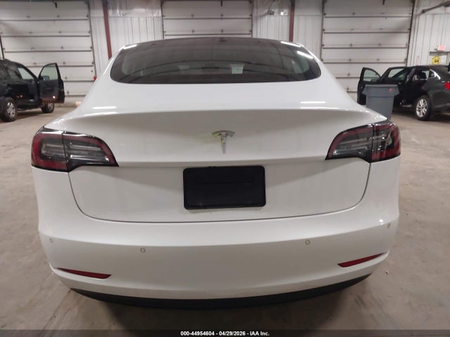 Продажа на аукционе авто 2019 Tesla Model 3 Long Range/mid Range/standard Range/standard Range Plus, vin: 5YJ3E1EA0KF484486, номер лота: 44954604
