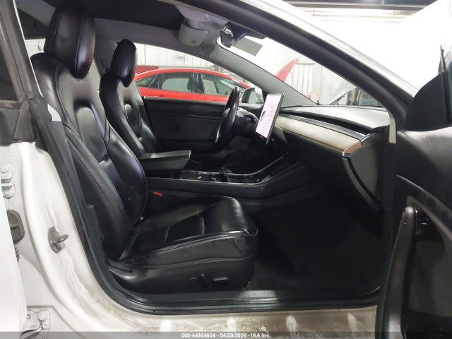 Продажа на аукционе авто 2019 Tesla Model 3 Long Range/mid Range/standard Range/standard Range Plus, vin: 5YJ3E1EA0KF484486, номер лота: 44954604