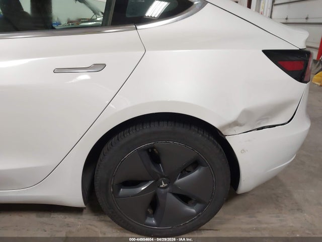 Продажа на аукционе авто 2019 Tesla Model 3 Long Range/mid Range/standard Range/standard Range Plus, vin: 5YJ3E1EA0KF484486, номер лота: 44954604