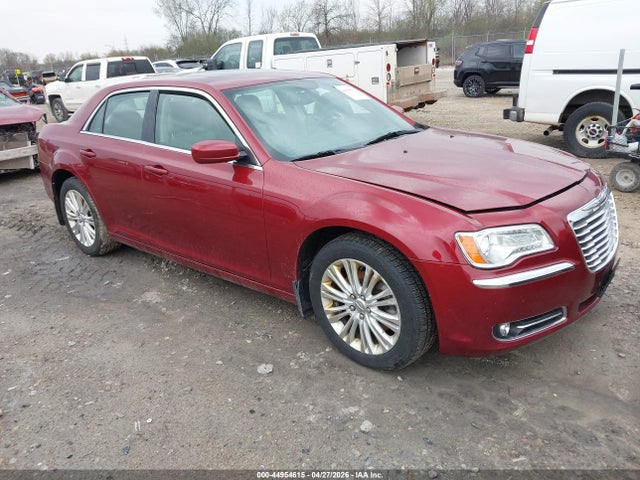 2014 Chrysler 300 მანქანა იყიდება აუქციონზე, vin: 2C3CCARG4EH157757, აუქციონის ნომერი: 44954615