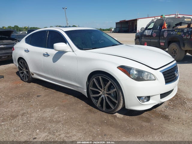 44954619 :رقم المزاد ، JN1AY1AP8BM520508 vin ، 2011 Infiniti M56 مزاد بيع