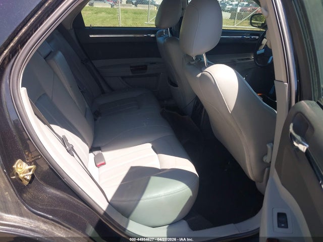 Продажа на аукционе авто 2006 Chrysler 300c, vin: 2C3KK63H66H153062, номер лота: 44954627