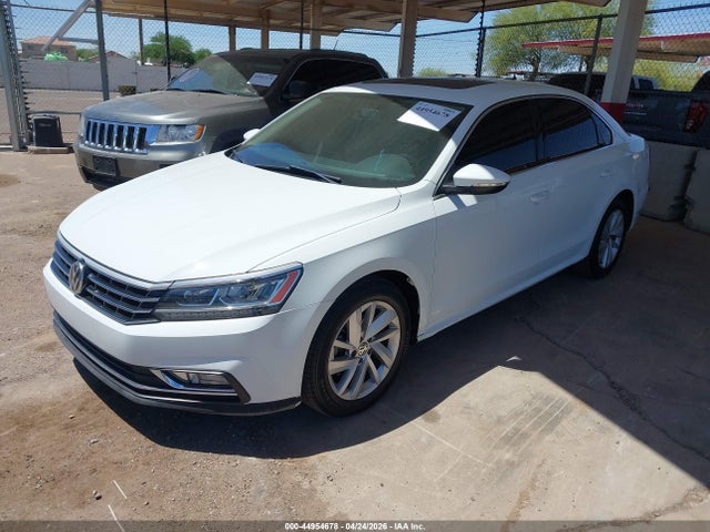 1VWBA7A33JC031022 Volkswagen Passat 2.0t Se