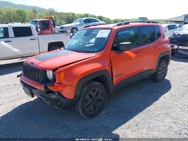 44954723 :رقم المزاد ، ZACNJBAB4KPK40743 vin ، 2019 Jeep Renegade Upland 4x4 مزاد بيع