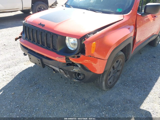 44954723 :رقم المزاد ، ZACNJBAB4KPK40743 vin ، 2019 Jeep Renegade Upland 4x4 مزاد بيع